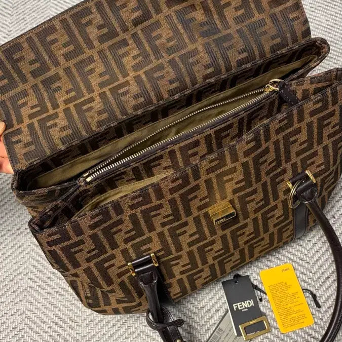 [BUNJANG] Fendi FF Logo Shoulder Bag / 펜디 FF 로고 숄더백