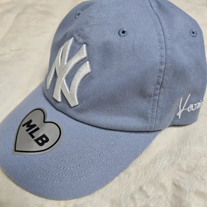 [SOLD OUT] mlb 카리나 에디션 볼캡 스카이블루