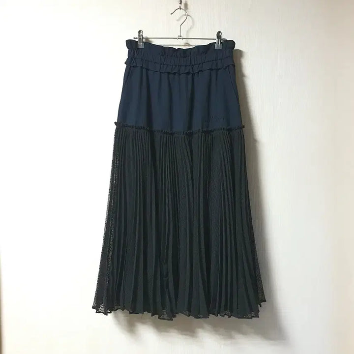 [SOLD OUT] 럭키슈에뜨 허리 밴딩 매쉬 플리츠 스커트 36 사이즈 정품
