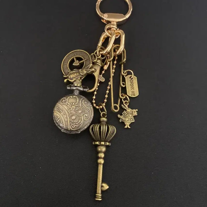 [BUNJANG] Alice Rabbit Charm Antique Pocket Watch Keyring / 엘리스 시계 키링