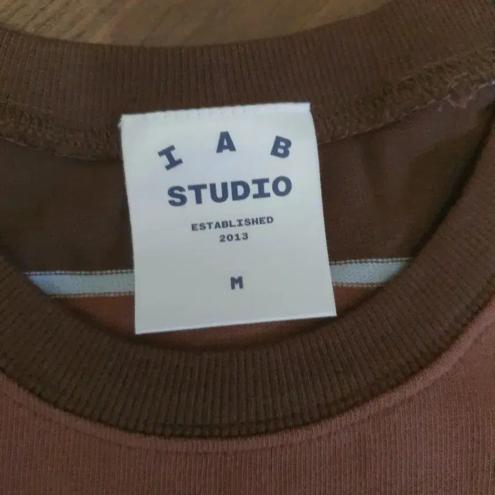 [BUNJANG] IAB Studio Stripe T-Shirt / 아이앱 스튜디오 스트라이프 반팔 티셔츠