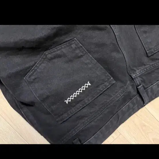 [BUNJANG] Junnue P16 Black Denim Jeans / 준느 p16 흑청 라지사이즈