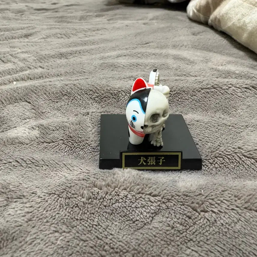 [BUNJANG] Half Skull Gacha Figure / 반해골 가챠 팝니다