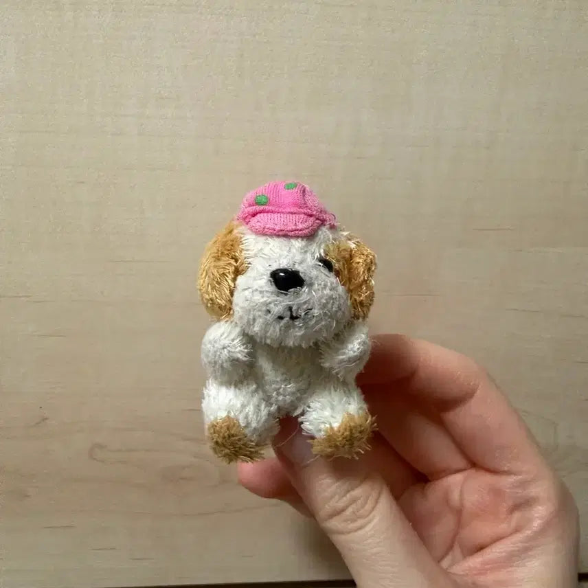 [BUNJANG] Classic Dog Plush Keychain with Pink Hat / 고전 강아지 인형 키링