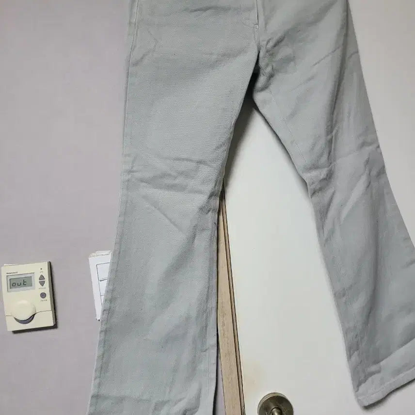 [BUNJANG] Beanpole Bootcut Light Wash Jeans / 빈폴  부츠컷 연청 바지입니다 26인치허리 사이즈 67cm, 엉덩이 둘