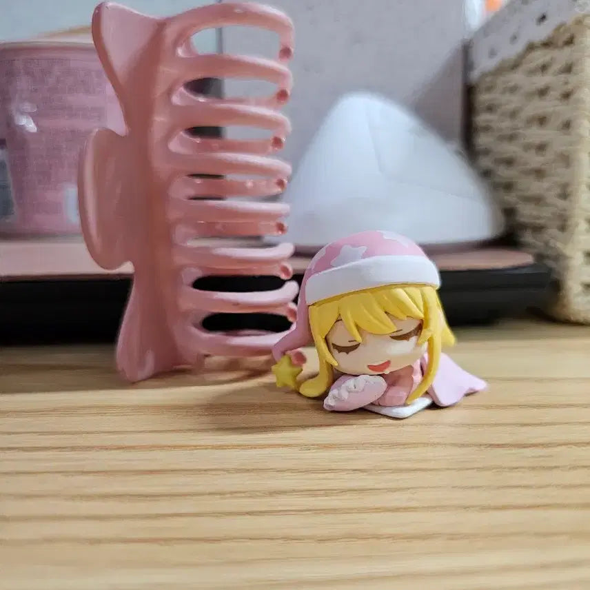 [BUNJANG] [Oshi no Ko] Ruby Acrylic Stand + Onemutan / >>급처<<[최애의 아이] 루비 아크릴 스탠드 + 오네무탄