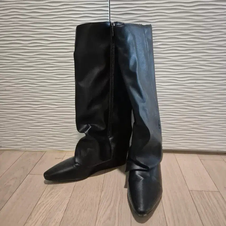 [BUNJANG] Leather Shirring Stiletto Warmers / 원가 31,000->23,000 / 250 스틸레토 워머 레더 셔링