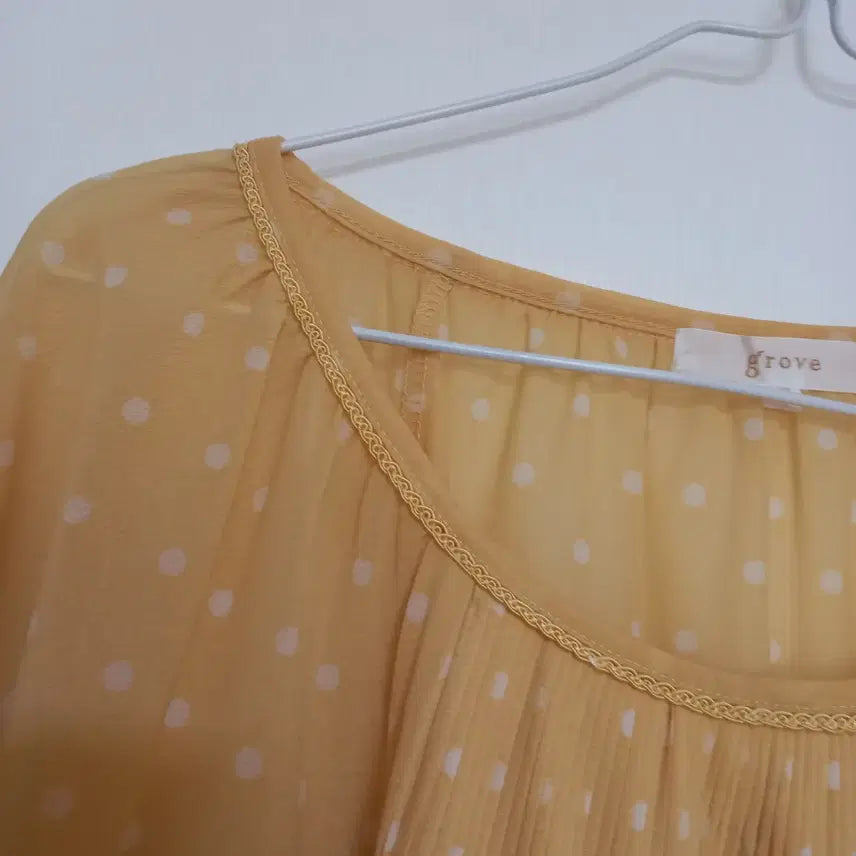 [BUNJANG] Vintage Yellow Dot Blouse / 빈티지 옐로우 도트 블라우스