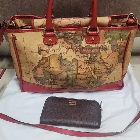 [BUNJANG] Alviero Martini Large Shoulder Bag / 알비에로마르티니 라지사이즈 숄더백