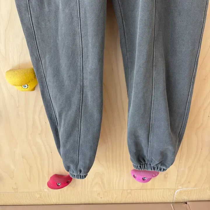 [BUNJANG] Attentionlow Grey Jogger Training Pants / 그레이 조거 트레이닝 바지 어텐션로우