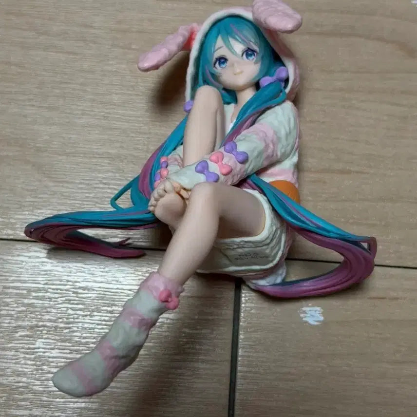 [BUNJANG] FuRyu Hatsune Miku Rabbit Pajama Noodles Stopper Figure Pink Ver / 후류 하츠네 미쿠 토끼 파자마 누들스토퍼 피규어 핑크 ver