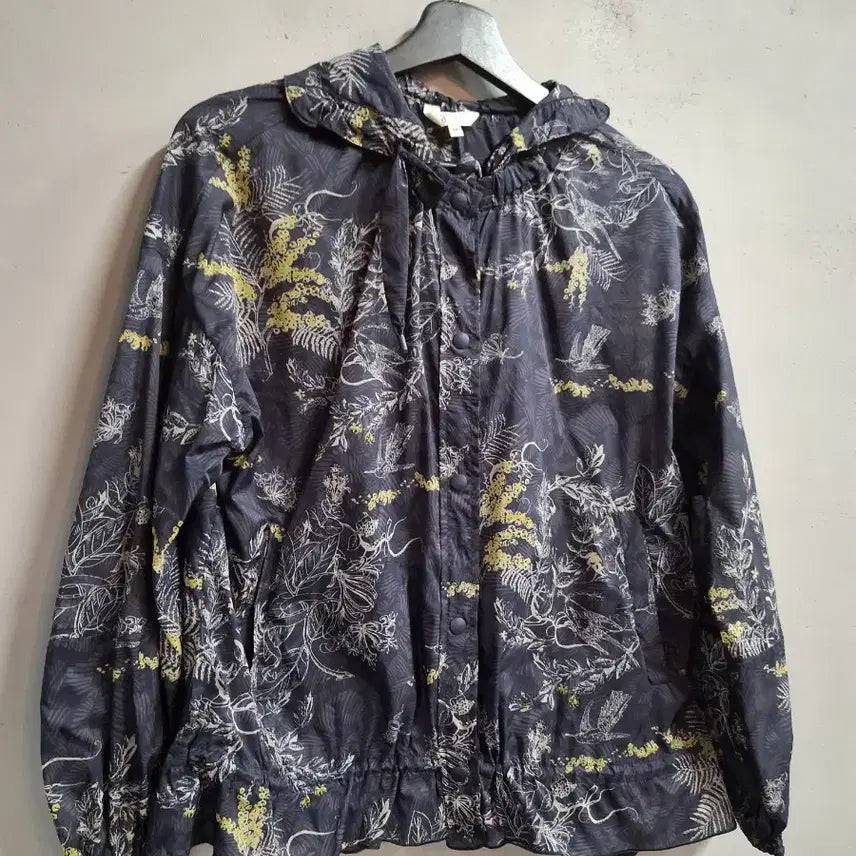[SOLD OUT] g studio 여성 바람막이 66