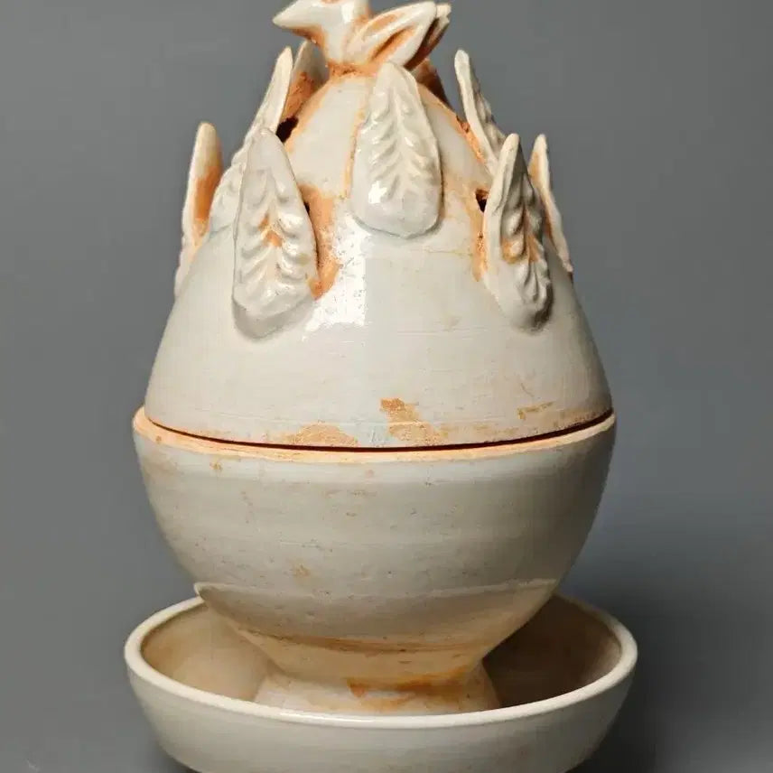 [BUNJANG] Song Dynasty White Porcelain Lotus Leaf Phoenix Balsan Incense Burner Antique Chinese Ceramic Art Collectible / 송대 백자 연엽문 봉황 박산향로 중국도자기 골동품 미술품 수집품