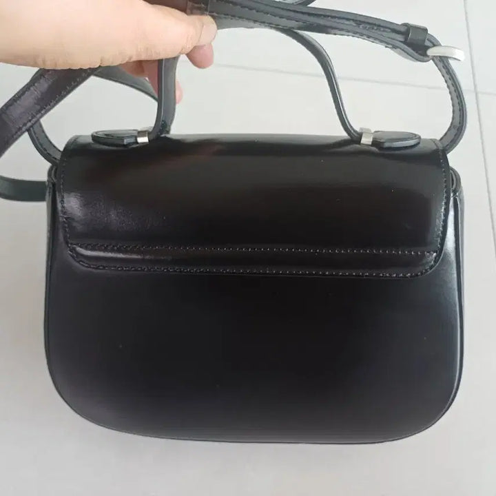 [SOLD OUT] 아포아 블랙 파오백