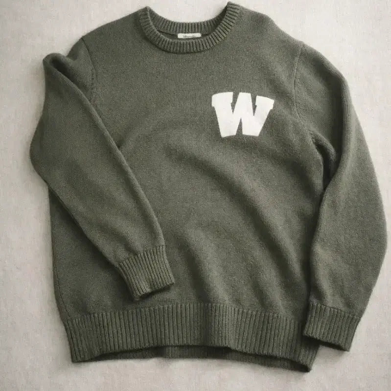 [BUNJANG] Wrangler W Logo Knit Sweater / Wrangler 랭글러 니트 카키 W로고 깔끔핏 105추천 간절기