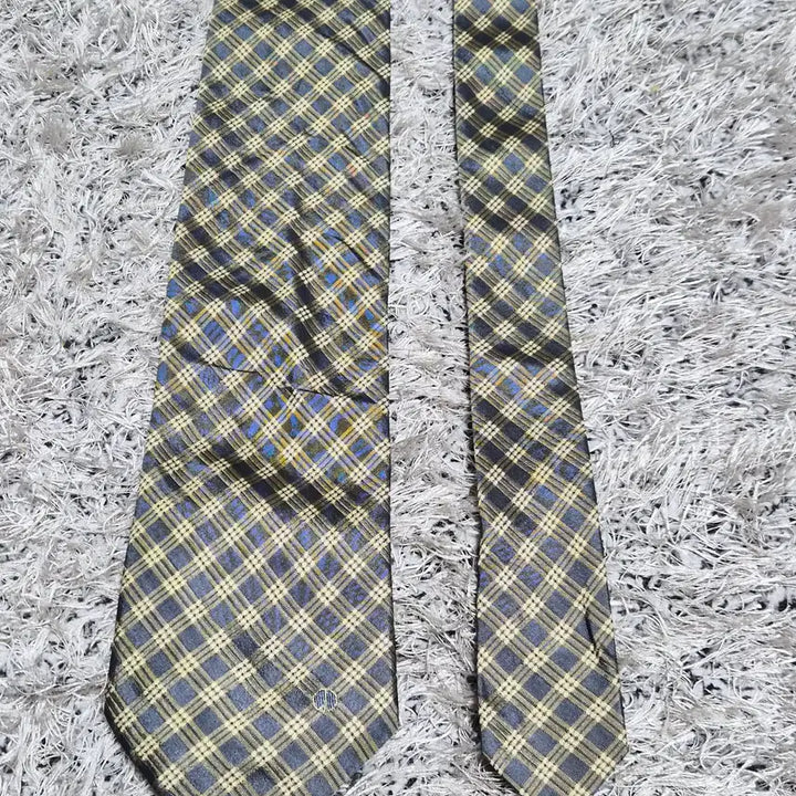 [BUNJANG] Dunhill Striped Pattern Necktie / 던힐Dunhill 사선 패턴 넥타이 Free - N26
