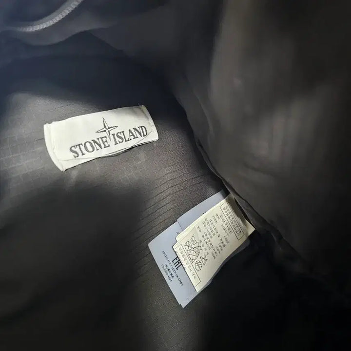 [SOLD OUT] 스톤아일랜드 슬링백