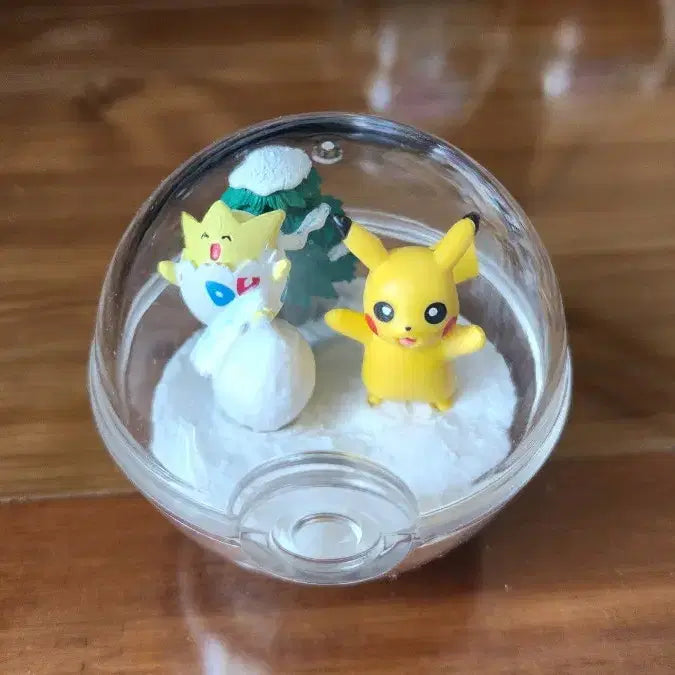[BUNJANG] Pokemon Pikachu Togepi Terrarium Figure / 포켓몬 피카츄 토게피 테라리움 피규어