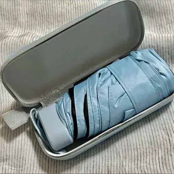 [BUNJANG] Sky Blue 5-Section Mini Umbrella / 새상품)5단 미니 양우산 스카이블루!! 우양산(파우치 포함)