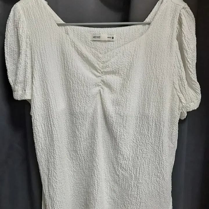 [BUNJANG] MIXXO Back Ribbon Short Sleeve Blouse / 미쏘 백리본 반팔 블라우스