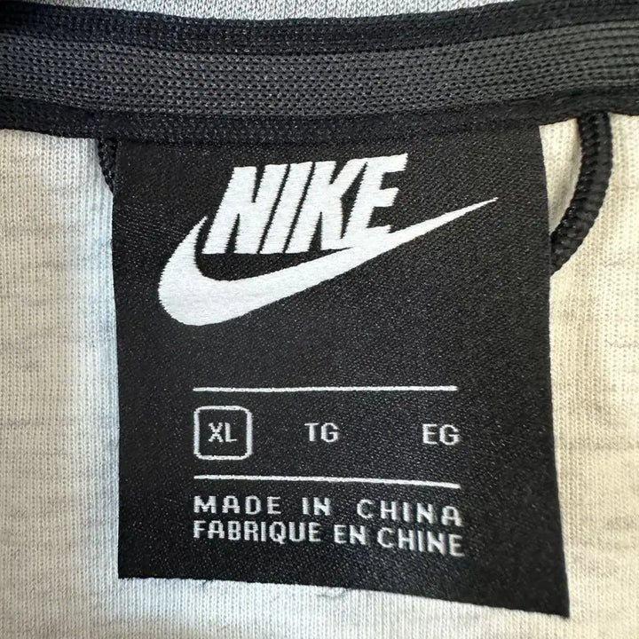 [SOLD OUT] [XL] 나이키 테크팩 후드집업 만원샵