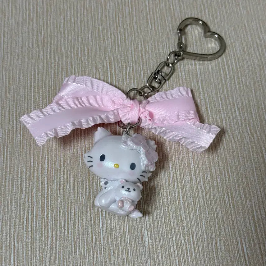 [BUNJANG] Hello Kitty Ribbon Keyring Doll Keychain / 헬로키티 리본 키링 인형 키홀더