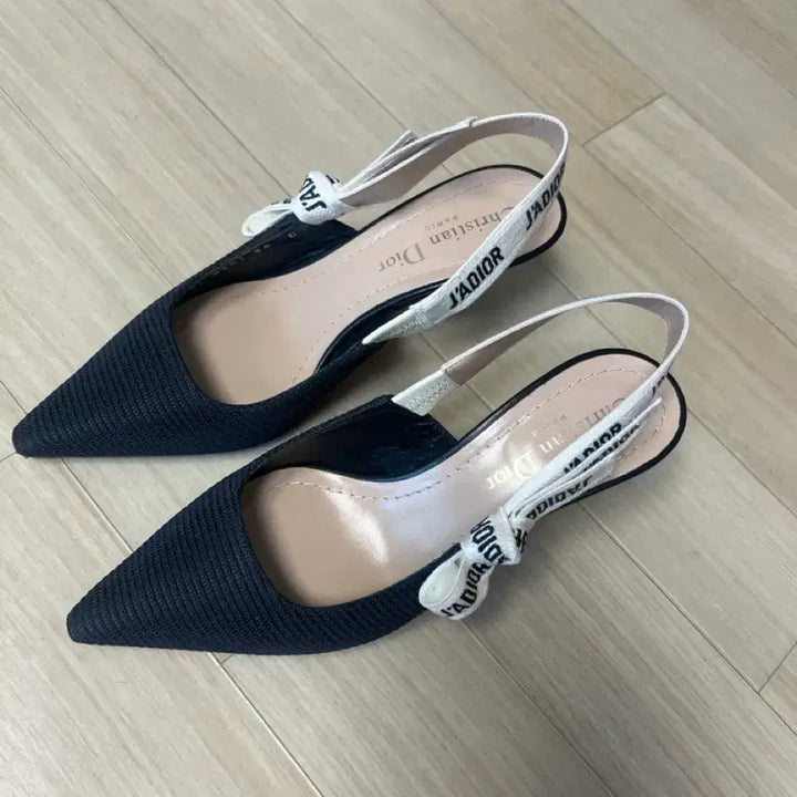 [SOLD OUT] 디올 jadior 슬링백 34 사이즈