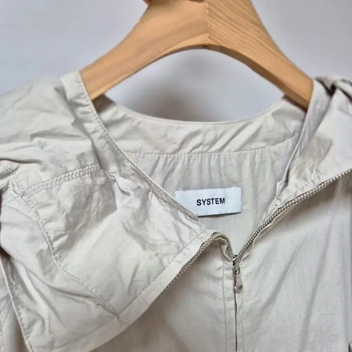 [SOLD OUT] SYSTEM 시스템 후드 바람막이 아이보리 F