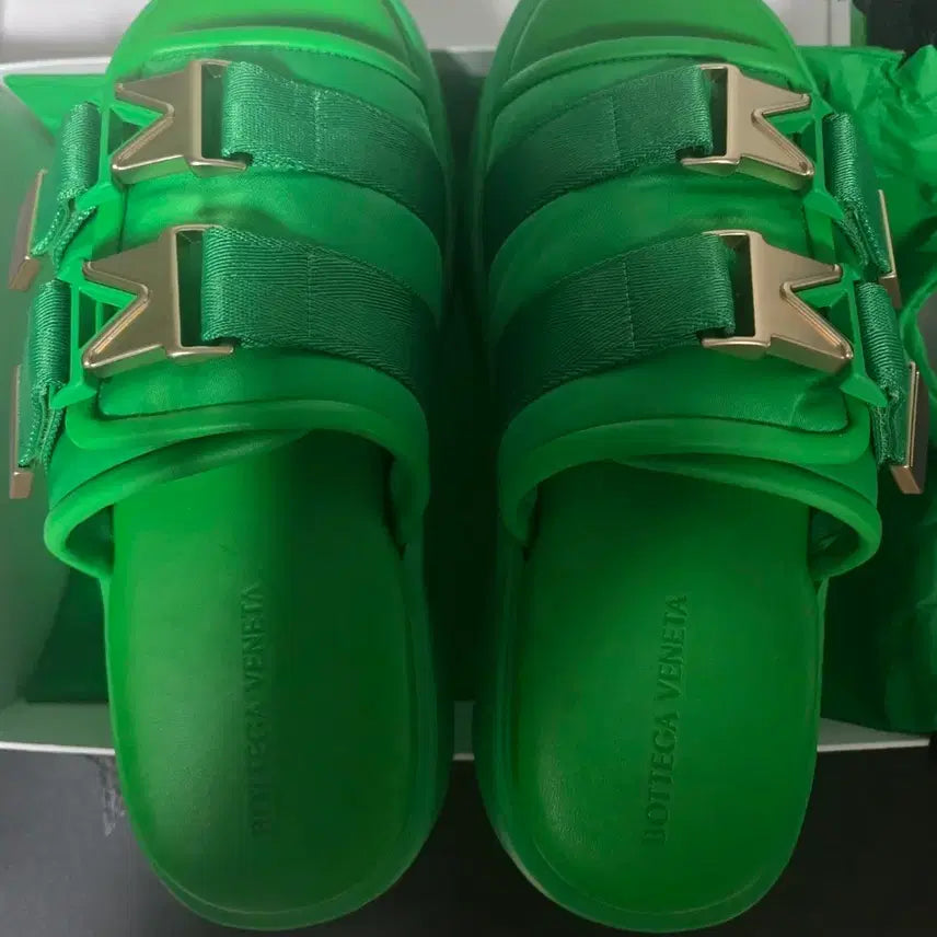 [SOLD OUT] 보테가 베네타 샌들44싸이즈
