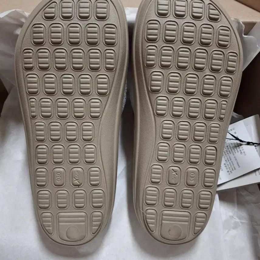[SOLD OUT] 새상품/아이더 쪼리 (230