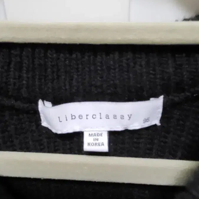 [BUNJANG] River Classy Black Knit Vest / 리버클래시 블랙 조끼