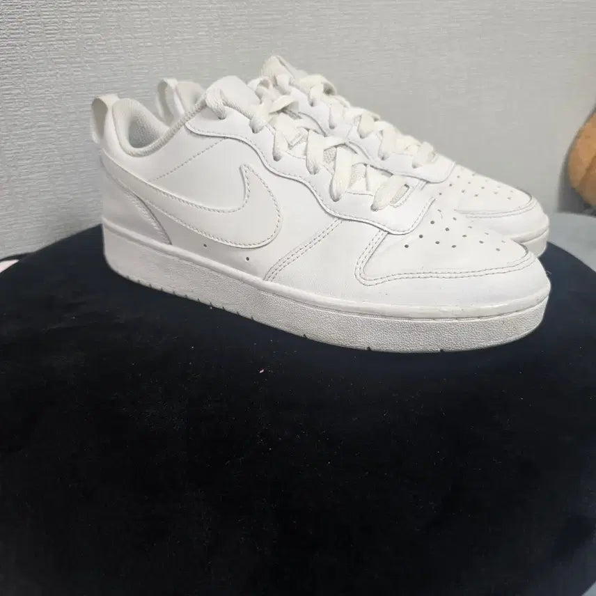 [BUNJANG] Nike All White Sneakers / 나이키 올흰색 운동화