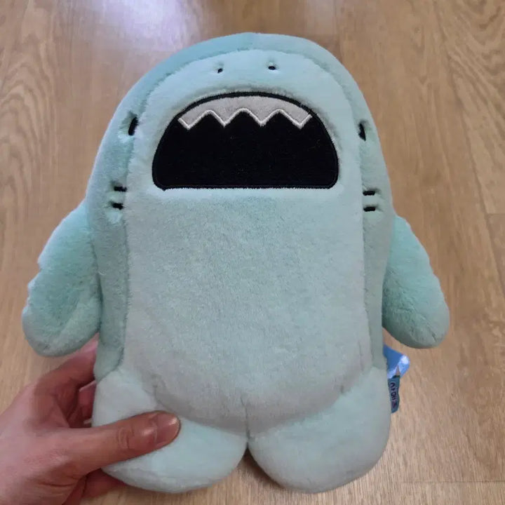 [BUNJANG] Samez Medium Mint Shark Plush Doll / 사메즈 인형 중형 민트색 새상품