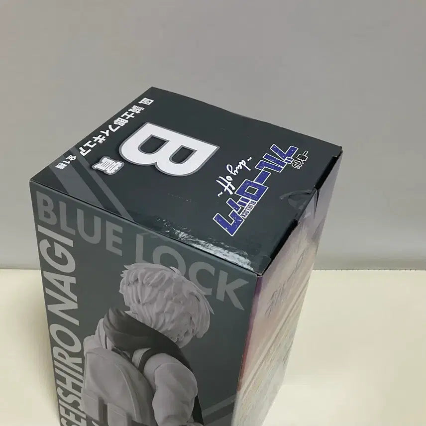 [SOLD OUT] 블루록 day off 나기 B상 피규어 미개봉