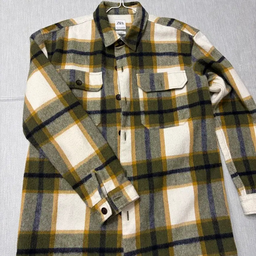 [SOLD OUT] 자라 체크 패턴 셔츠