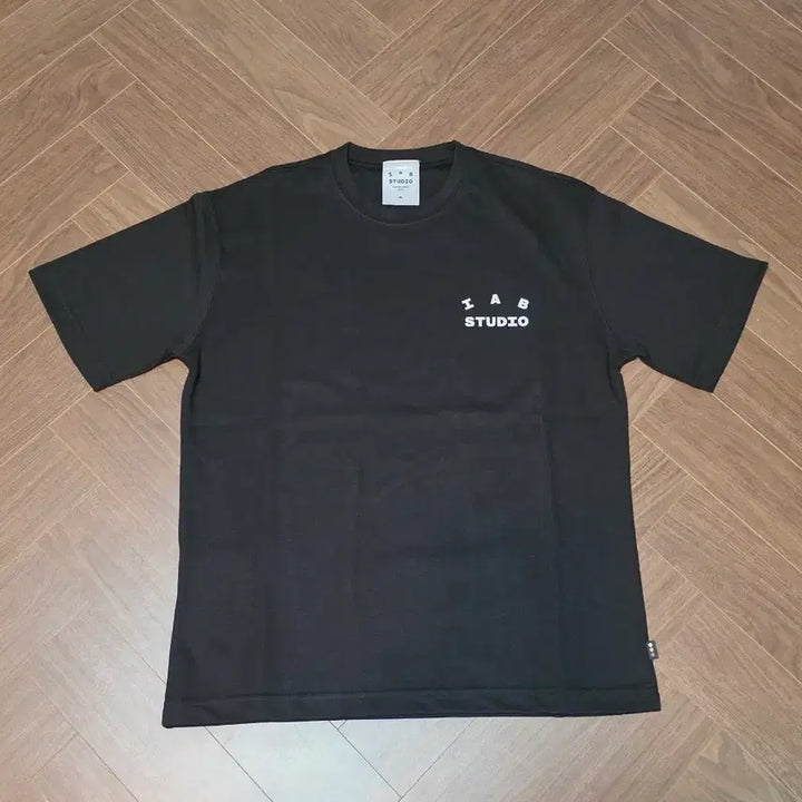 [BUNJANG] IAB Studio Short Sleeve T-shirt / 아이앱 스튜디오 반팔티