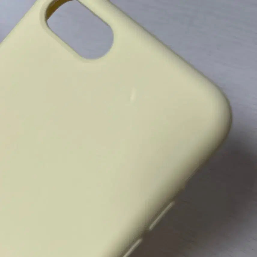 [BUNJANG] iPhone 7/8/SE2 Lemon Yellow Case / 아이폰 7/8/SE2 레몬색 케이스