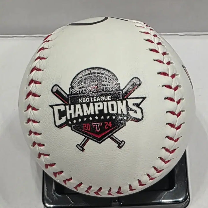 [BUNJANG] Kia Tigers 2024 Korean Series Championship Signed Baseball / 네일 2024년 기아 정규시즌 우승구 싸인볼