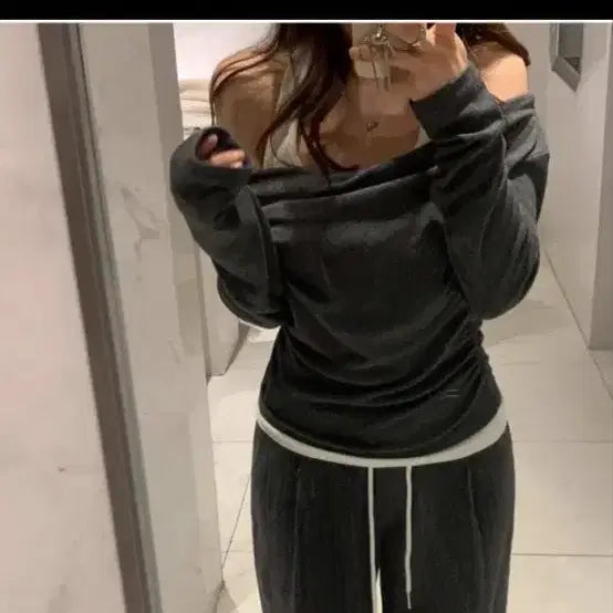 [BUNJANG] 샵누아누아 모던로브 홀터셔링티 새상품 / 샵누아누아 모던로브 홀터셔링티 새상품
