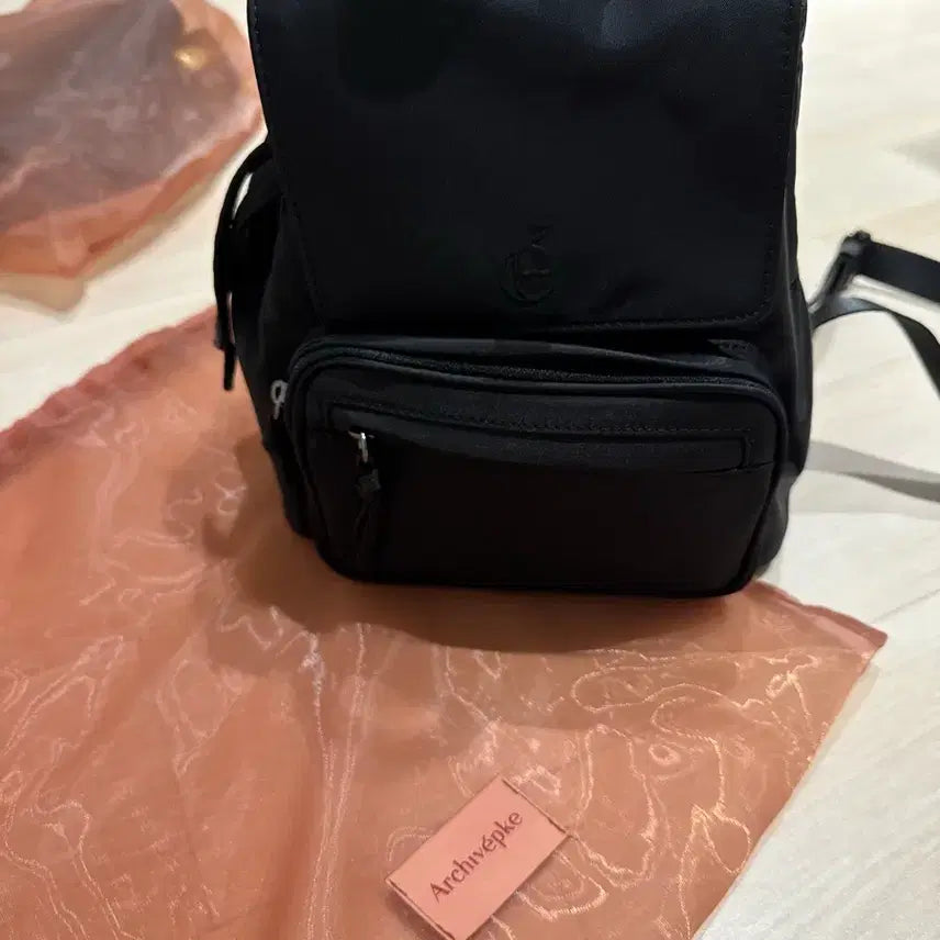 [SOLD OUT] 아카이브앱크 미니백팩