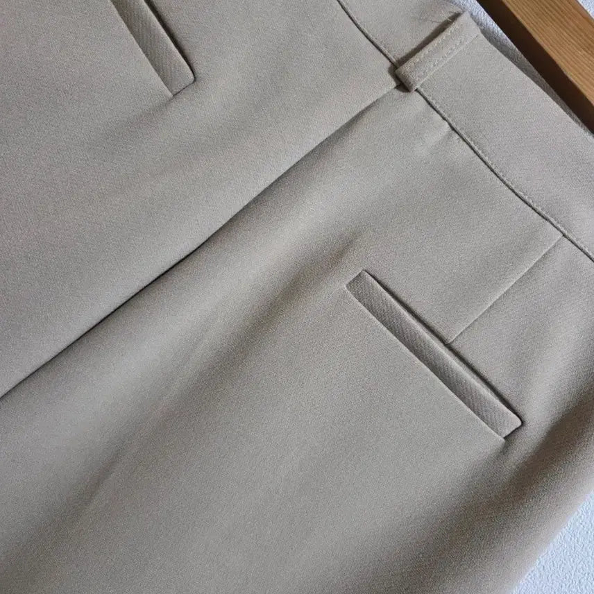 [BUNJANG] Semi-Wide Beige Pants / 세미 와이드 팬츠(새제품)