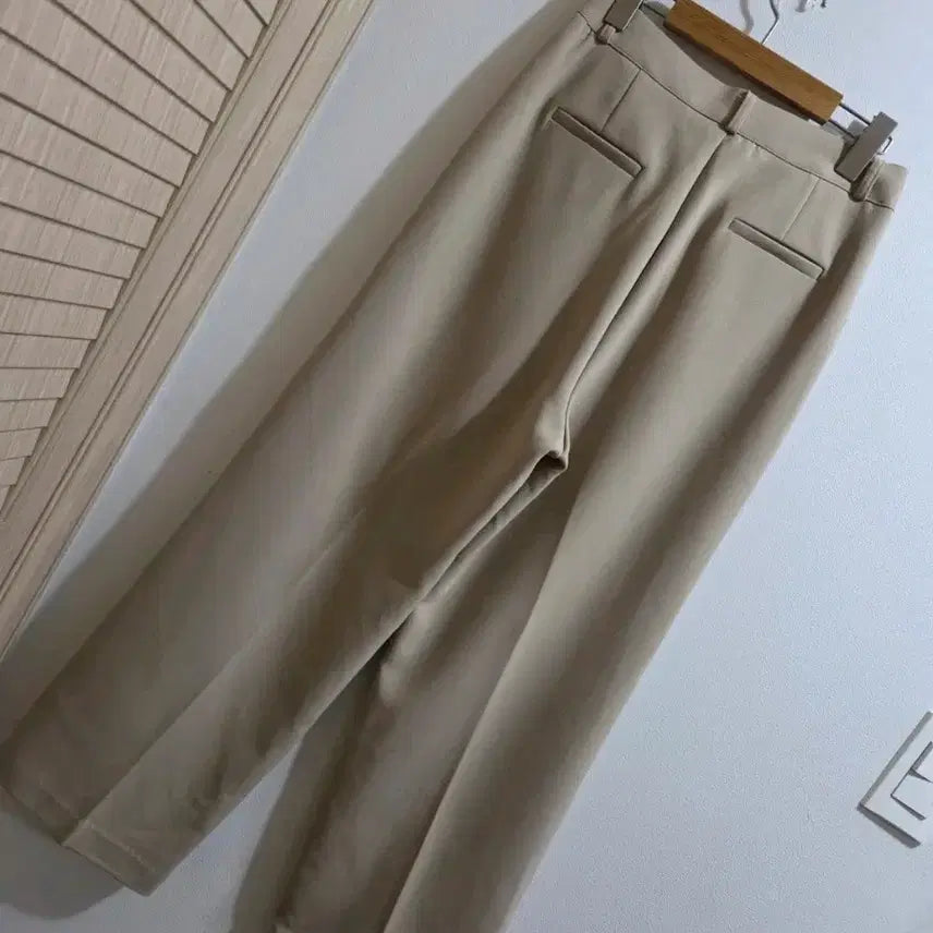 [BUNJANG] Semi-Wide Beige Pants / 세미 와이드 팬츠(새제품)