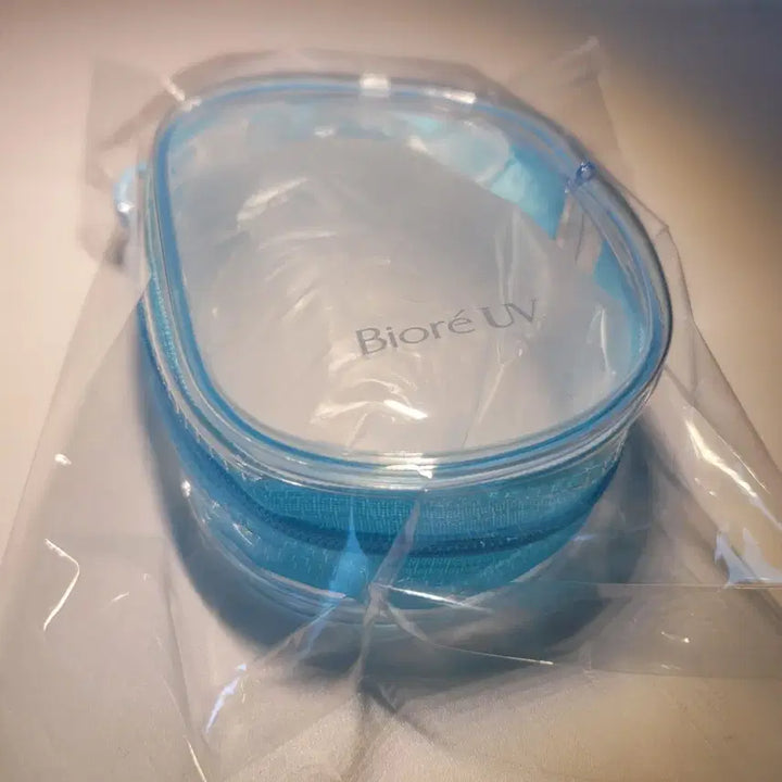[BUNJANG] Biore UV Skiz Doll Transparent Keyring Pouch Blue / 비오레 UV 스키즈 인형 투명 키링 파우치 블루