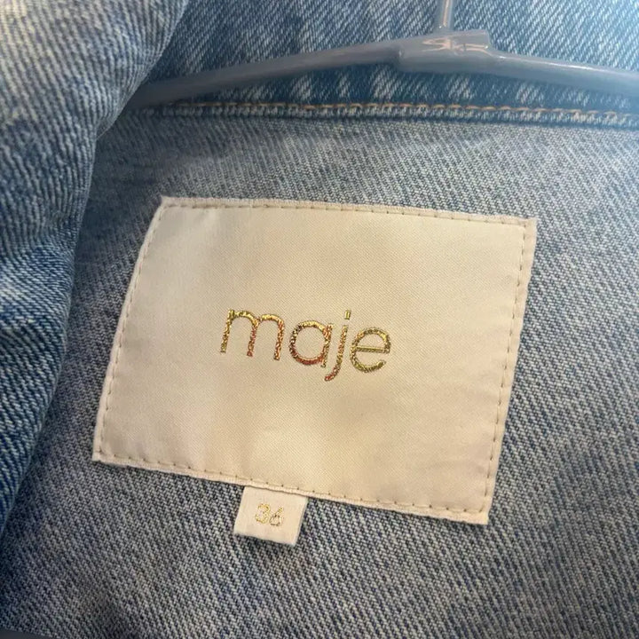 [BUNJANG] Maje Embroidered Denim Jacket / maje 마쥬 자수 데님 청자켓