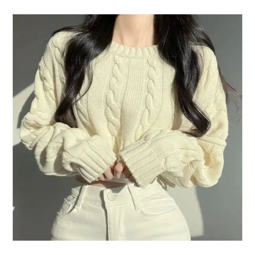 [BUNJANG] Ivory Cable Knit Crop Sweater (One Size) / 아이보리색 꽈배기 크롭 니트(프리사이즈)