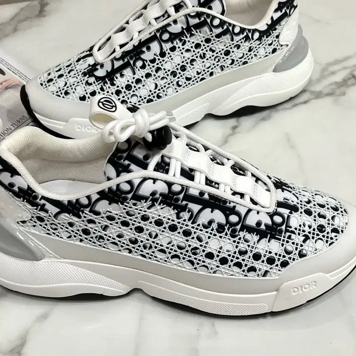 [BUNJANG] B24 Oblique Cannage Sneakers / B24 오블리크 까나쥬 스니커즈