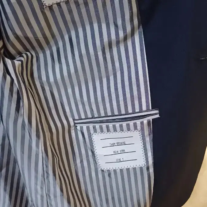 [BUNJANG] Thom Browne Navy Blazer / 톰브라운 네이비 금장 블레이저