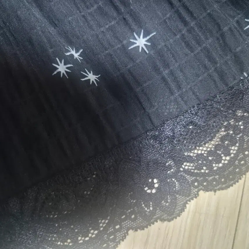 [BUNJANG] Elegant Star Pattern Tiered Maxi Skirt / 세련 별 패턴 캉캉 스커트.새상품