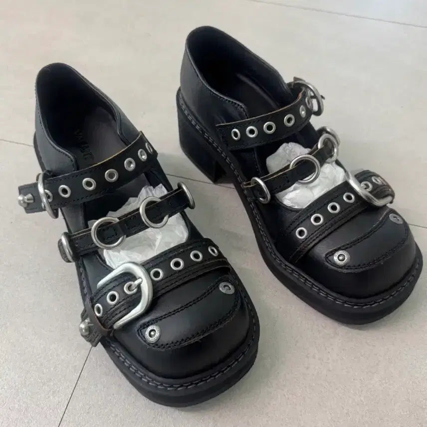 [BUNJANG] Vacant Archive Sasha Strap Mary Jane Boots / 베이컨트 아카이브 메리제인 로퍼 버클 부츠 240