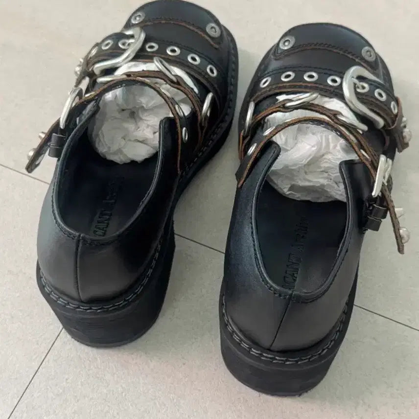 [BUNJANG] Vacant Archive Sasha Strap Mary Jane Boots / 베이컨트 아카이브 메리제인 로퍼 버클 부츠 240